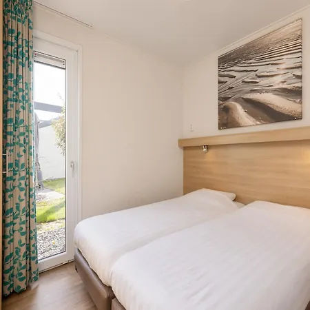 Single Storey With Dishwasher, 1 Km From The Dom wakacyjny